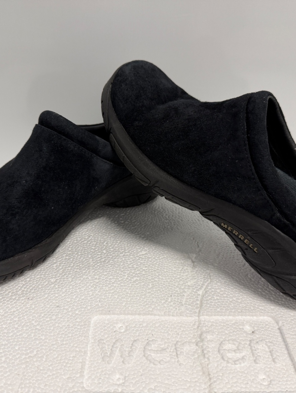 Merrell Women's Black Slip-On Clogs Size 7.5